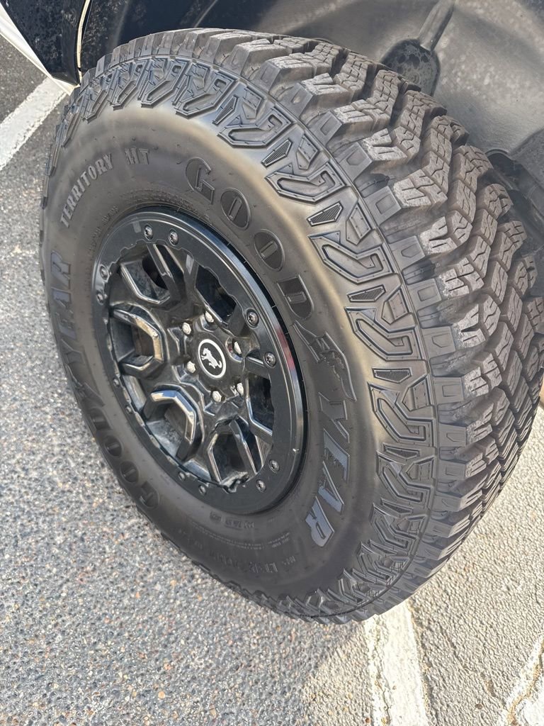 Used 2023 Ford Bronco Wildtrak image 4