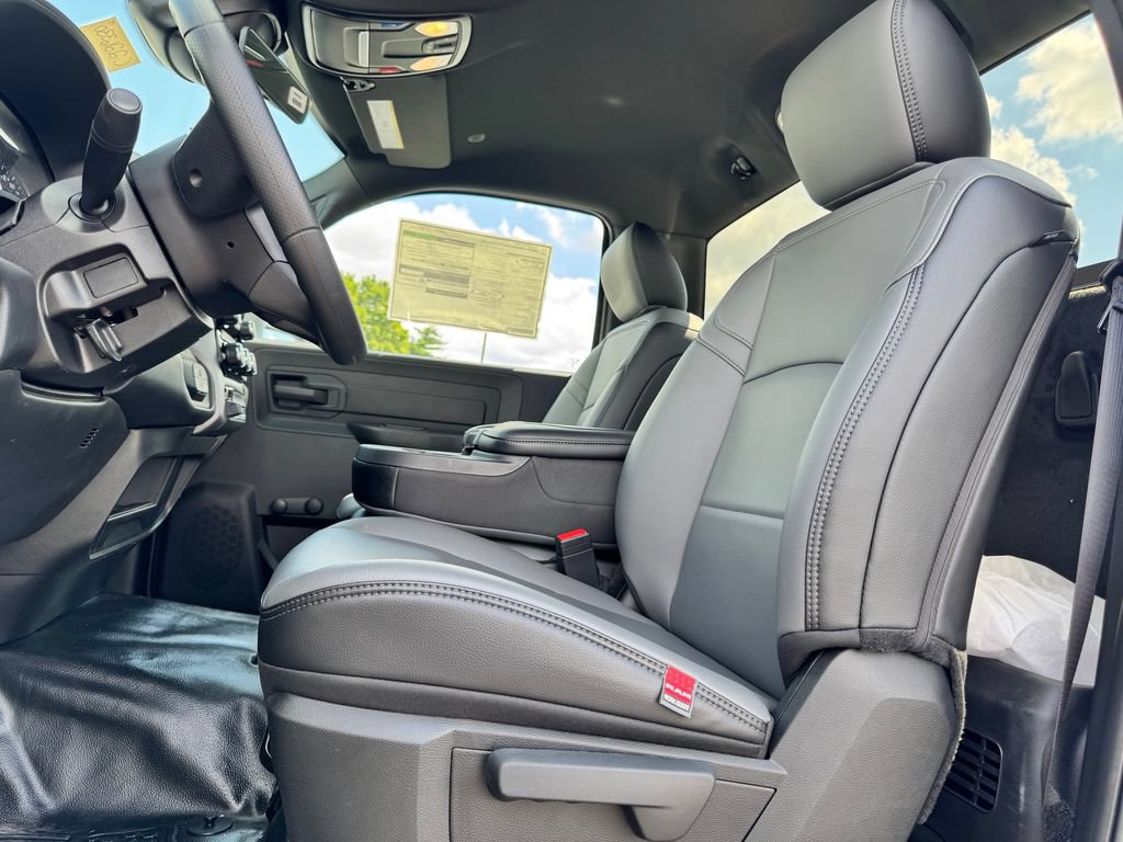 New 2026 RAM 3500 Tradesman AWD/4WD image 14
