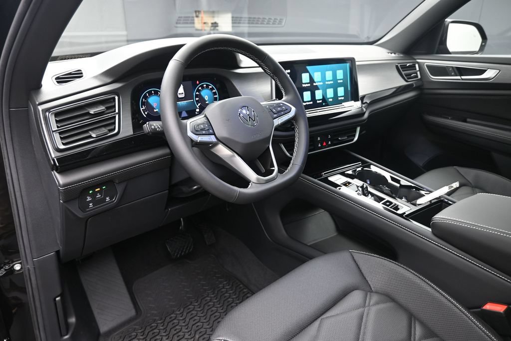 New 2026 Volkswagen Atlas Cross Sport SE FWD image 17