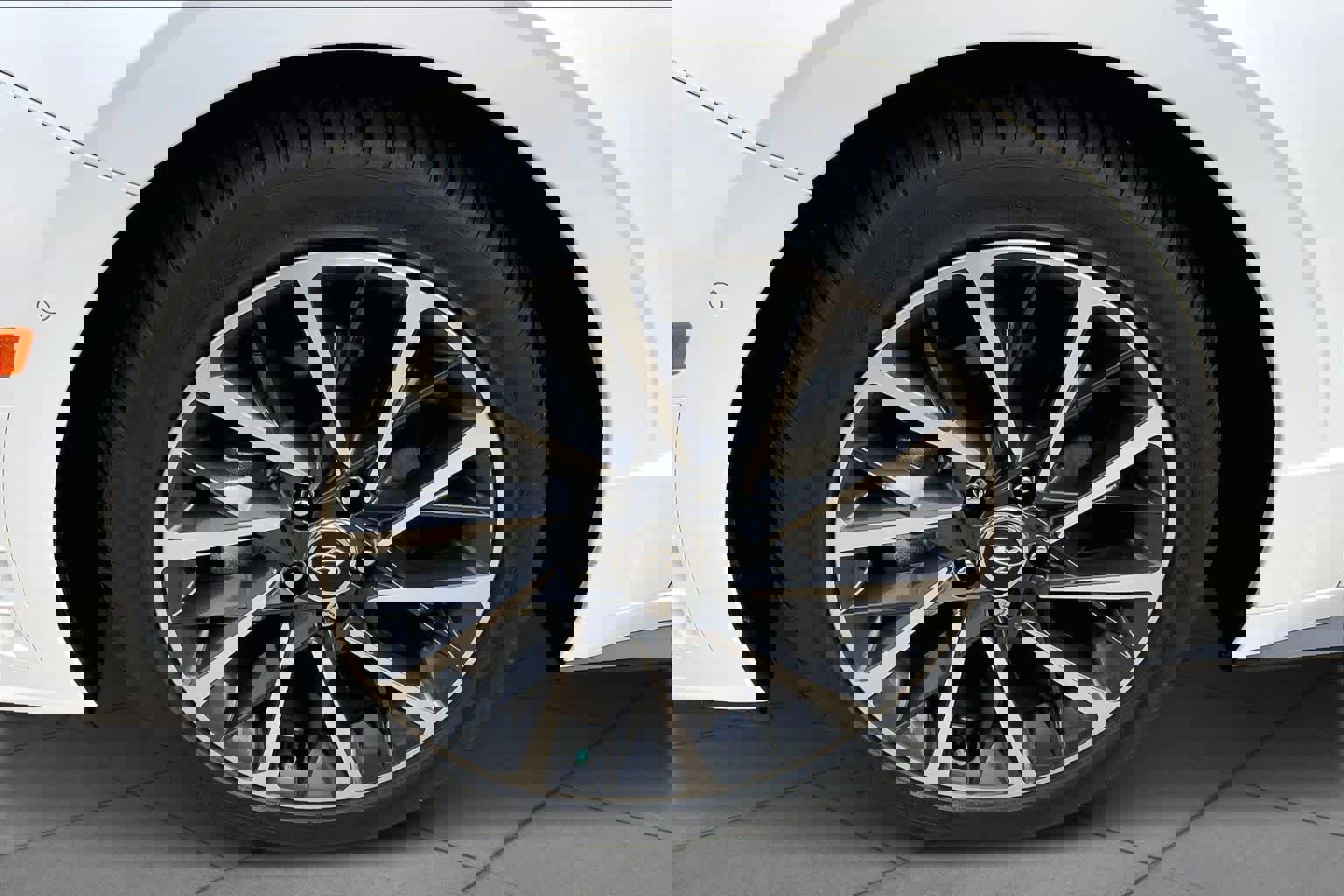 Used 2022 Hyundai Sonata Limited image 11