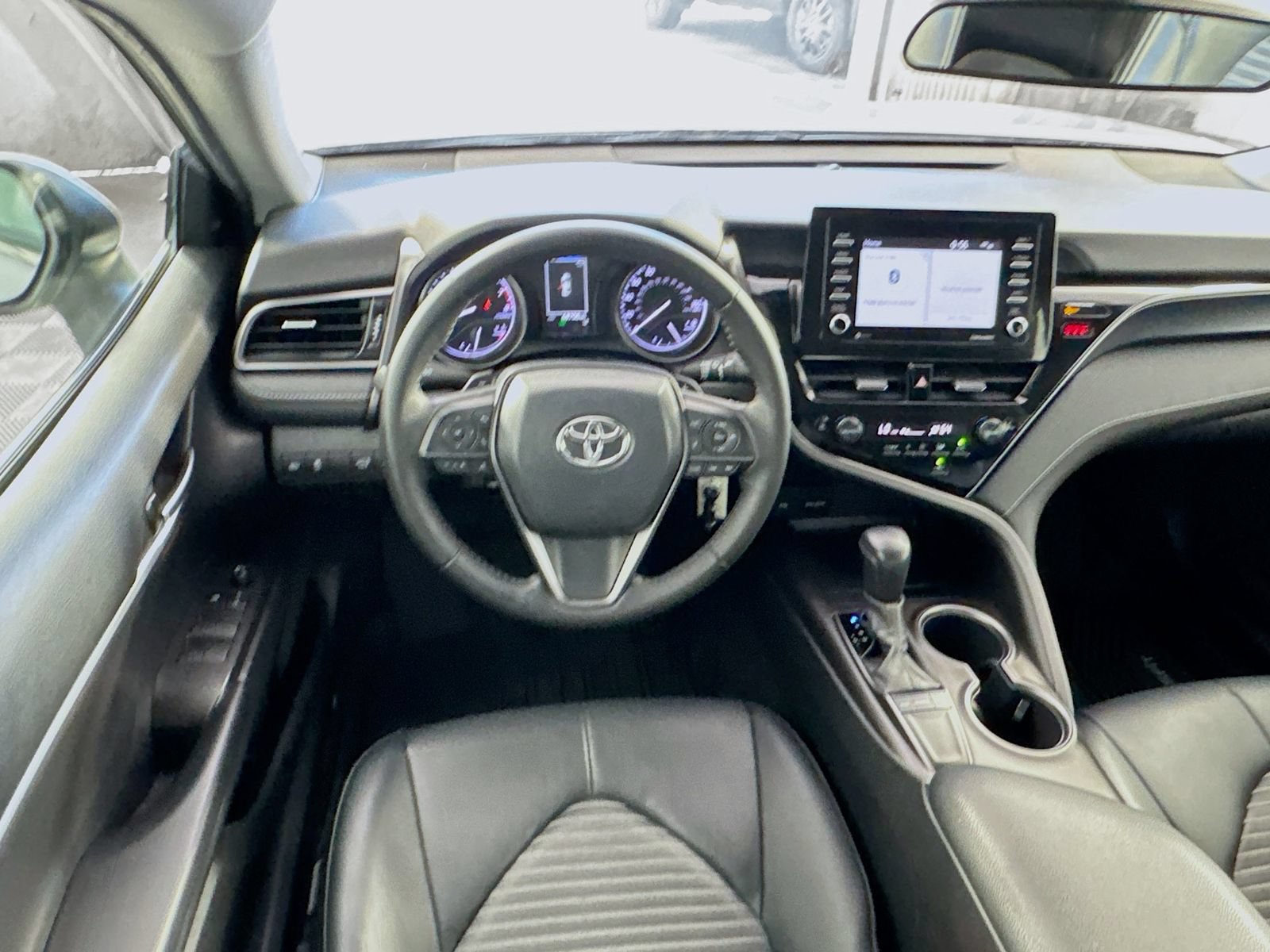 Certified 2022 Toyota Camry SE FWD image 17