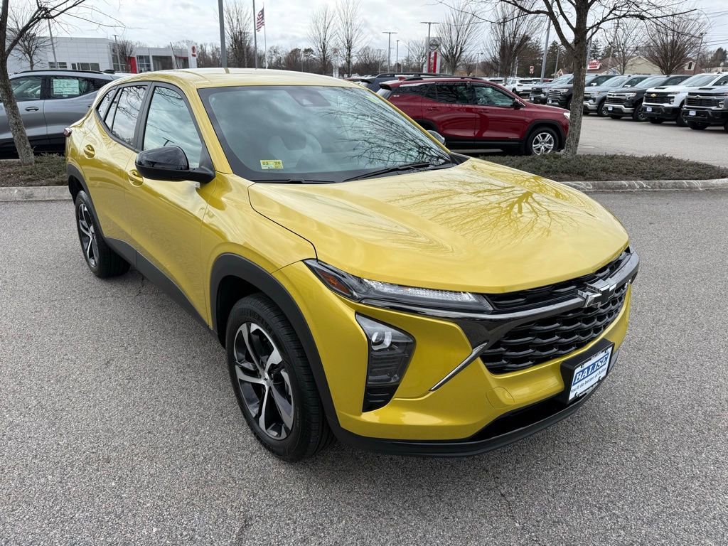 Used 2024 Chevrolet Trax RS w/ Driver Confidence Package image 7