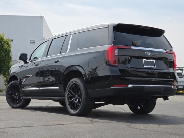 New 2026 GMC Yukon XL Elevation w/ Elevation Premium Package AWD/4WD image 17