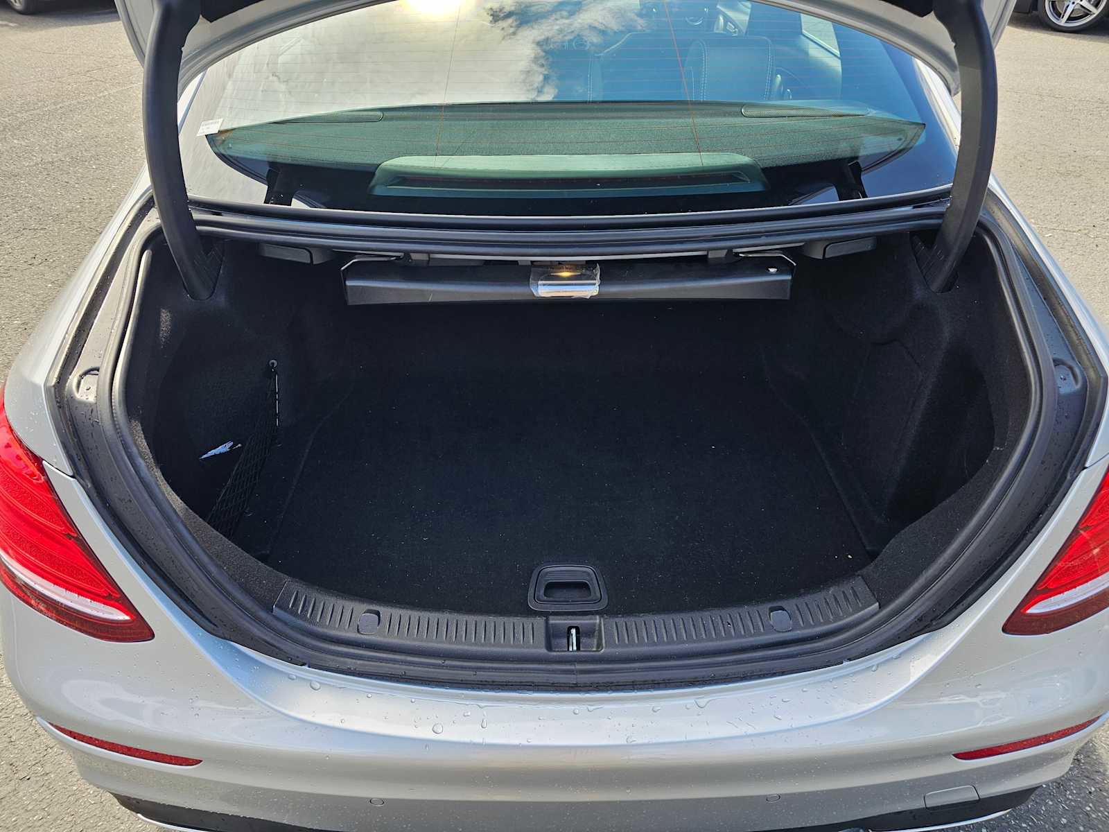 Used 2017 Mercedes-Benz E 300 image 14