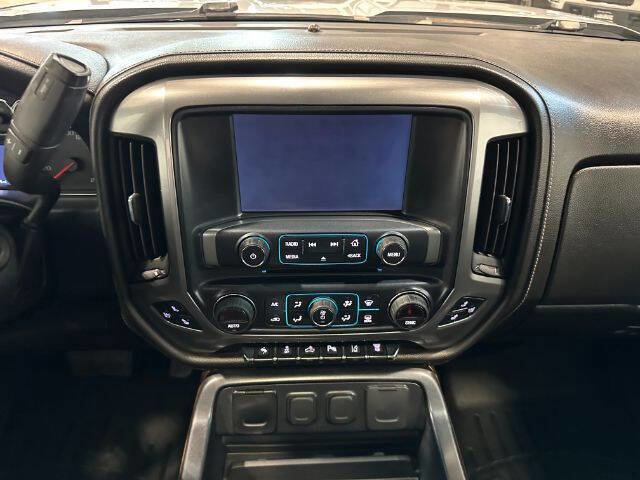 Used 2015 Chevrolet Silverado 2500 LTZ AWD/4WD image 17