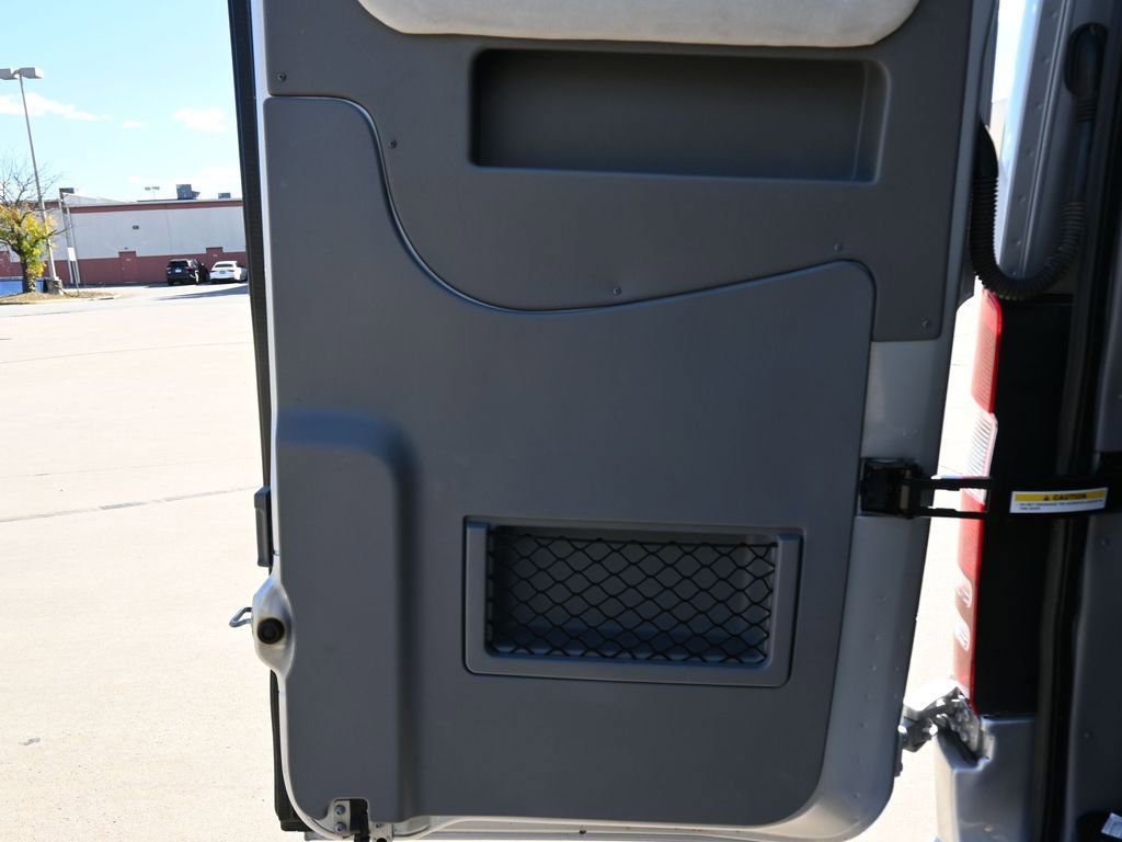 Used 2014 Mercedes-Benz Sprinter 3500 image 61