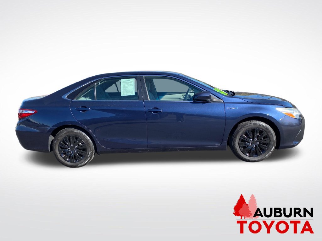 Used 2015 Toyota Camry LE FWD image 4