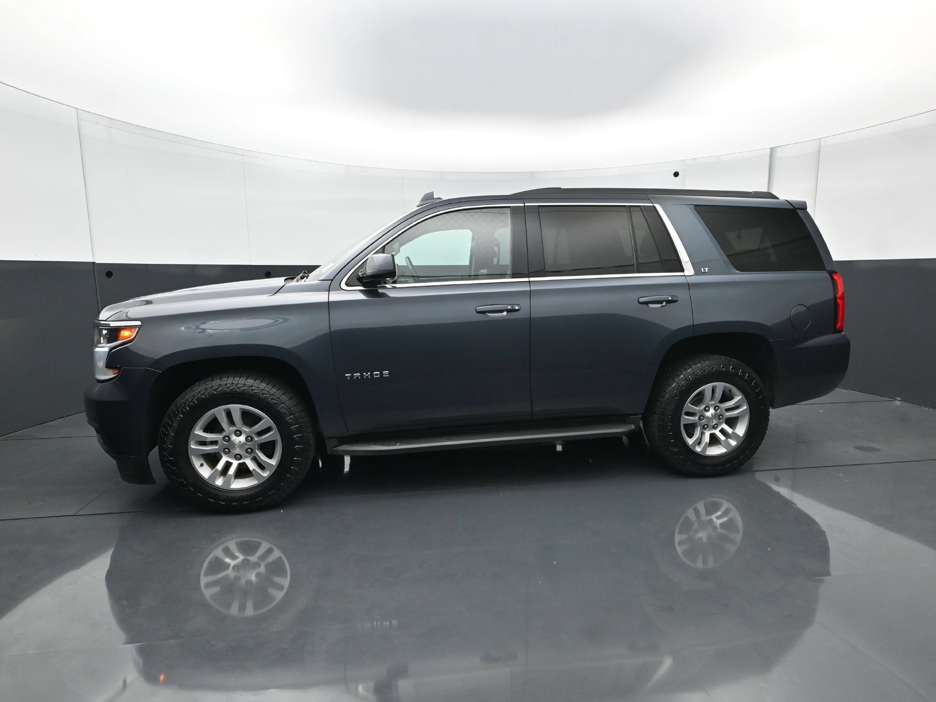 Used 2020 Chevrolet Tahoe LT AWD/4WD image 3