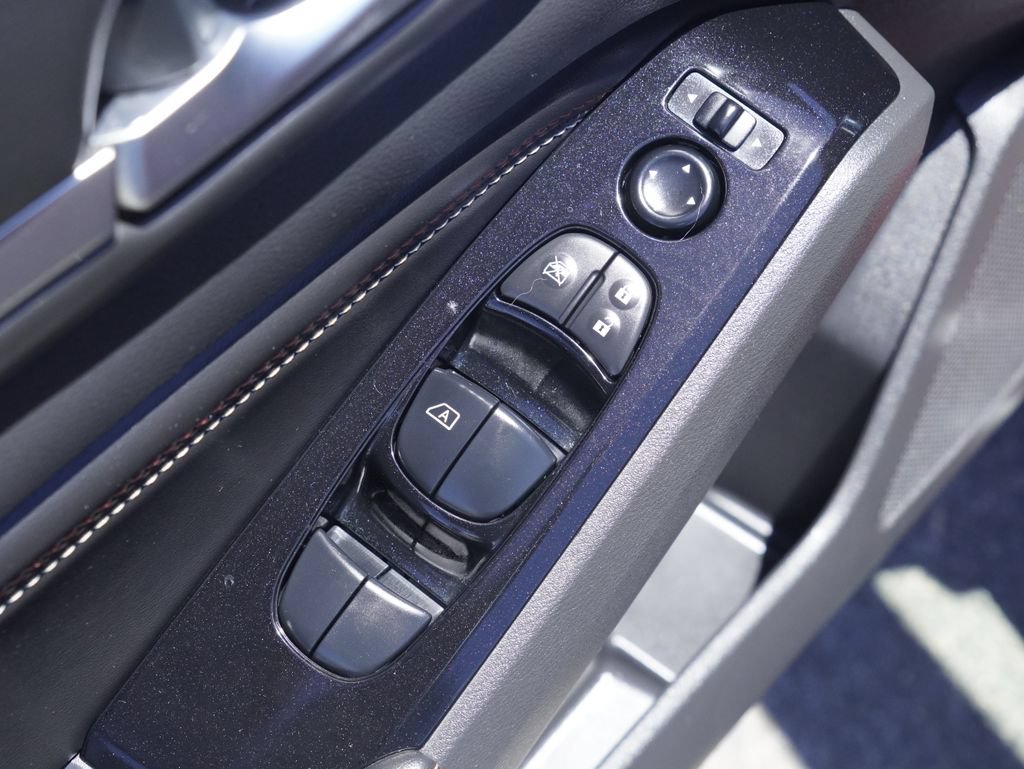 Used 2023 Nissan Altima 2.0 SR FWD image 12