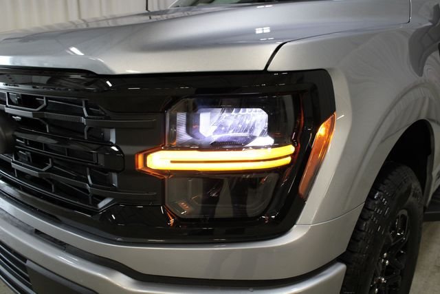 New 2026 Ford F150 XLT w/ XLT Black Appearance Package AWD/4WD image 69