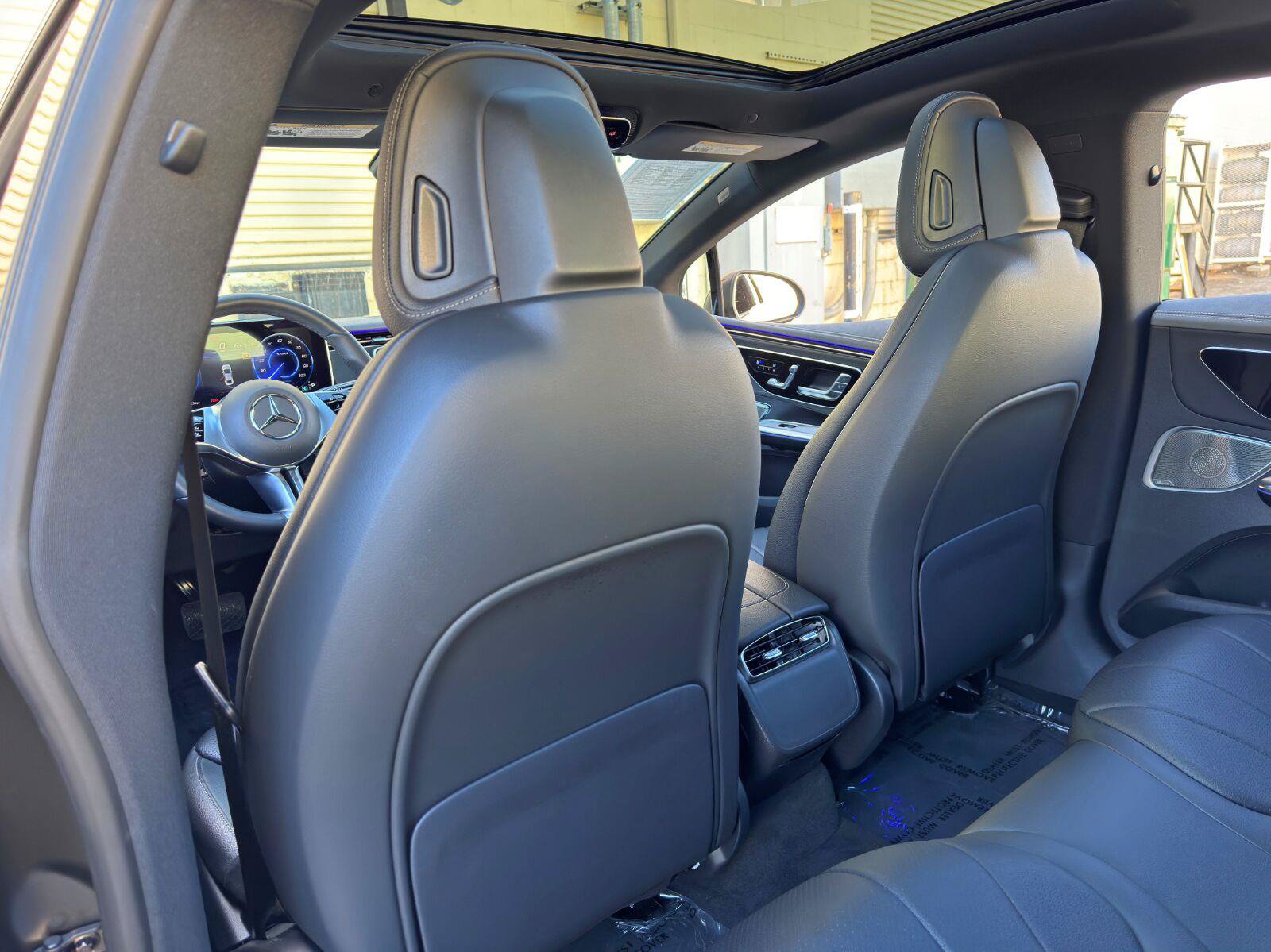 Used 2023 Mercedes-Benz EQE 500 4MATIC Sedan w/ Exclusive Trim Package image 38