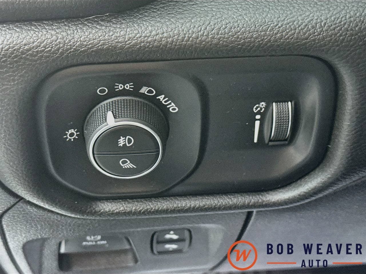 Used 2023 RAM 1500 Big Horn AWD/4WD image 12