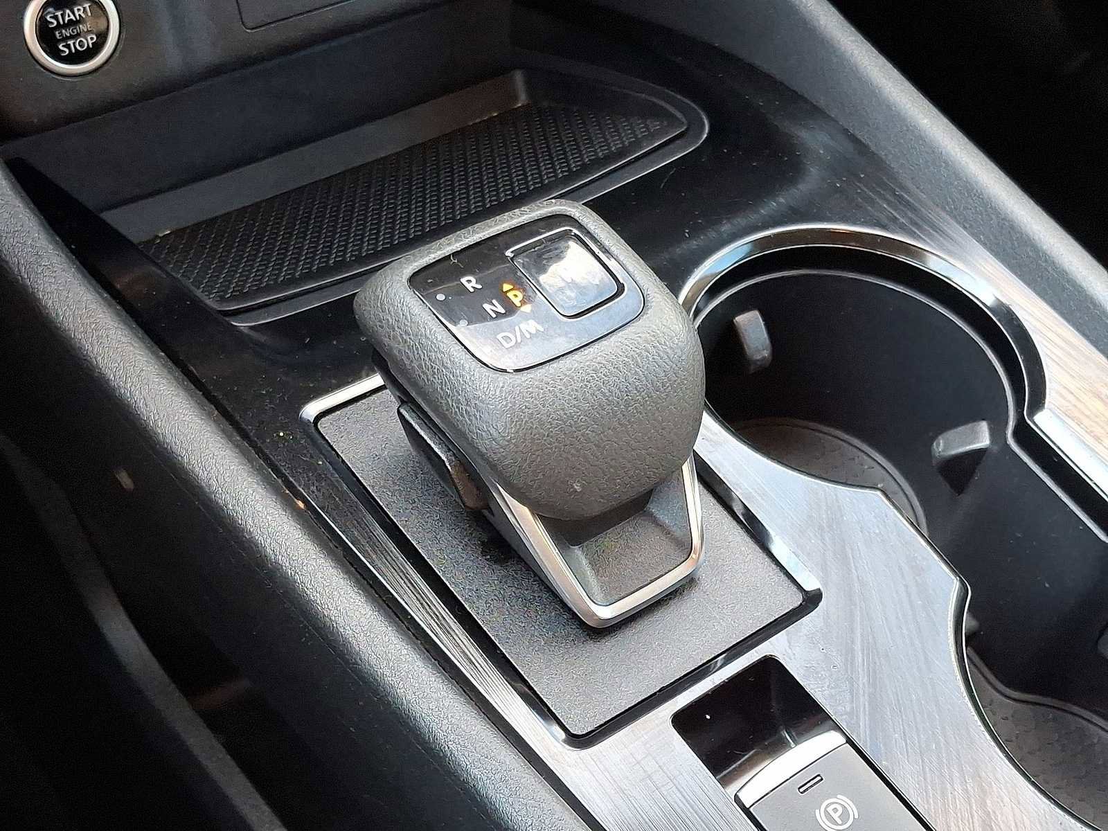 Used 2023 Nissan Rogue S image 21