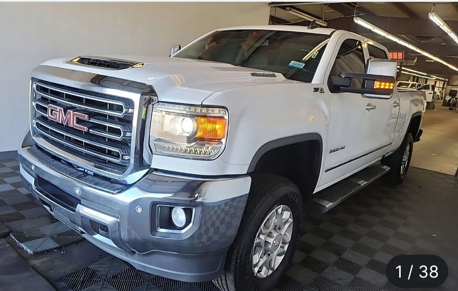 Used 2018 GMC Sierra 2500 SLT w/ Duramax Plus Package image 1