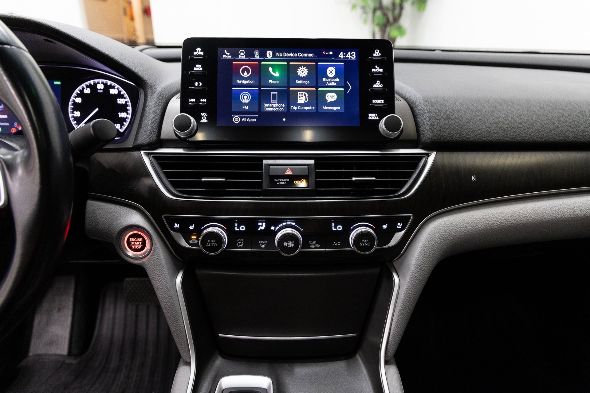 Used 2020 Honda Accord Touring image 18