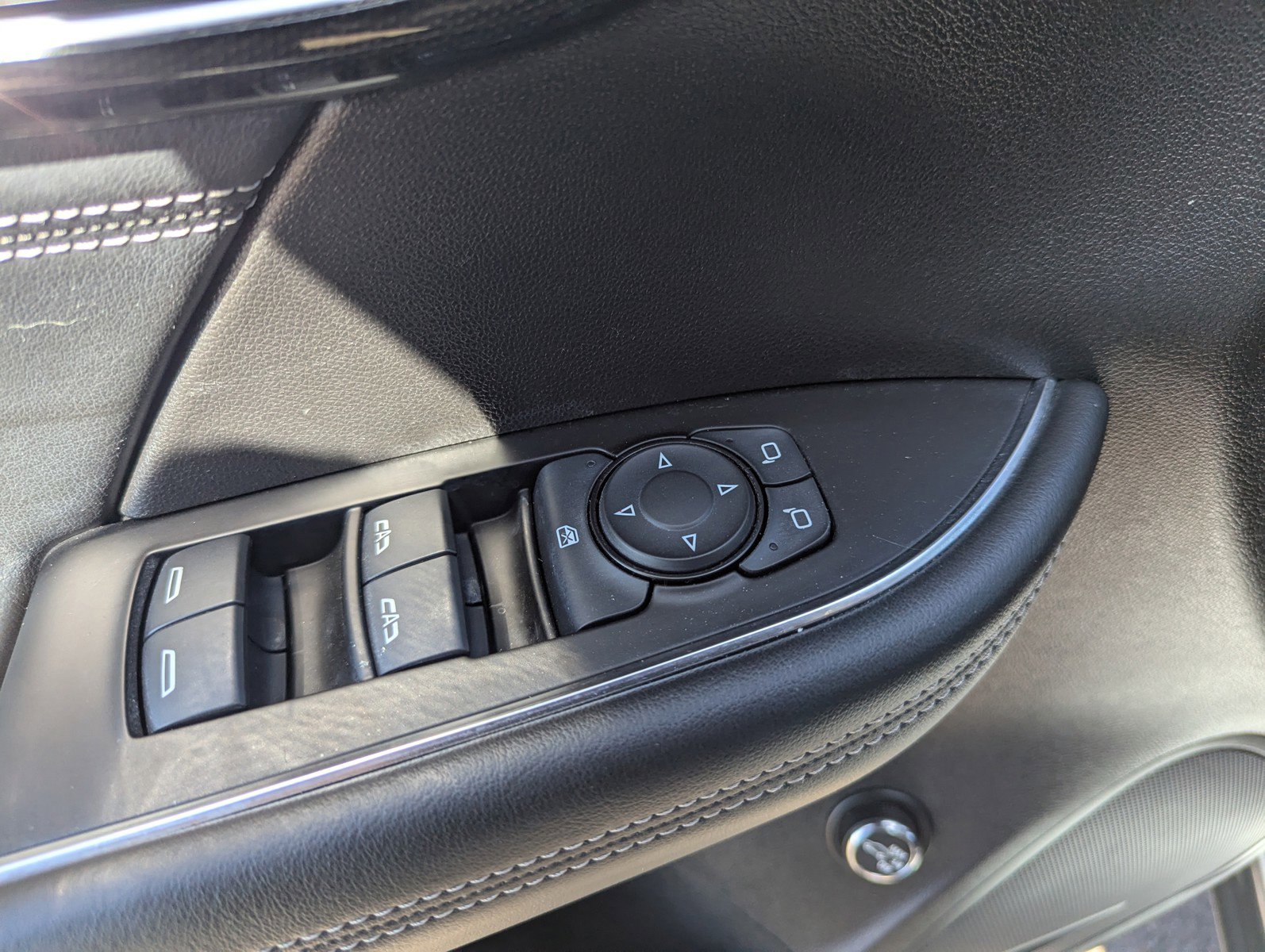 Certified 2023 Buick Envision Preferred w/ Sport Touring Package image 29