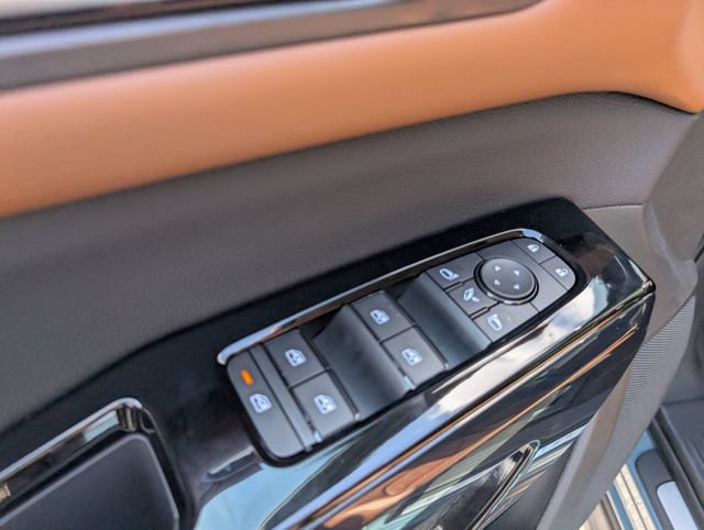 New 2026 Nissan Pathfinder Platinum AWD/4WD image 16