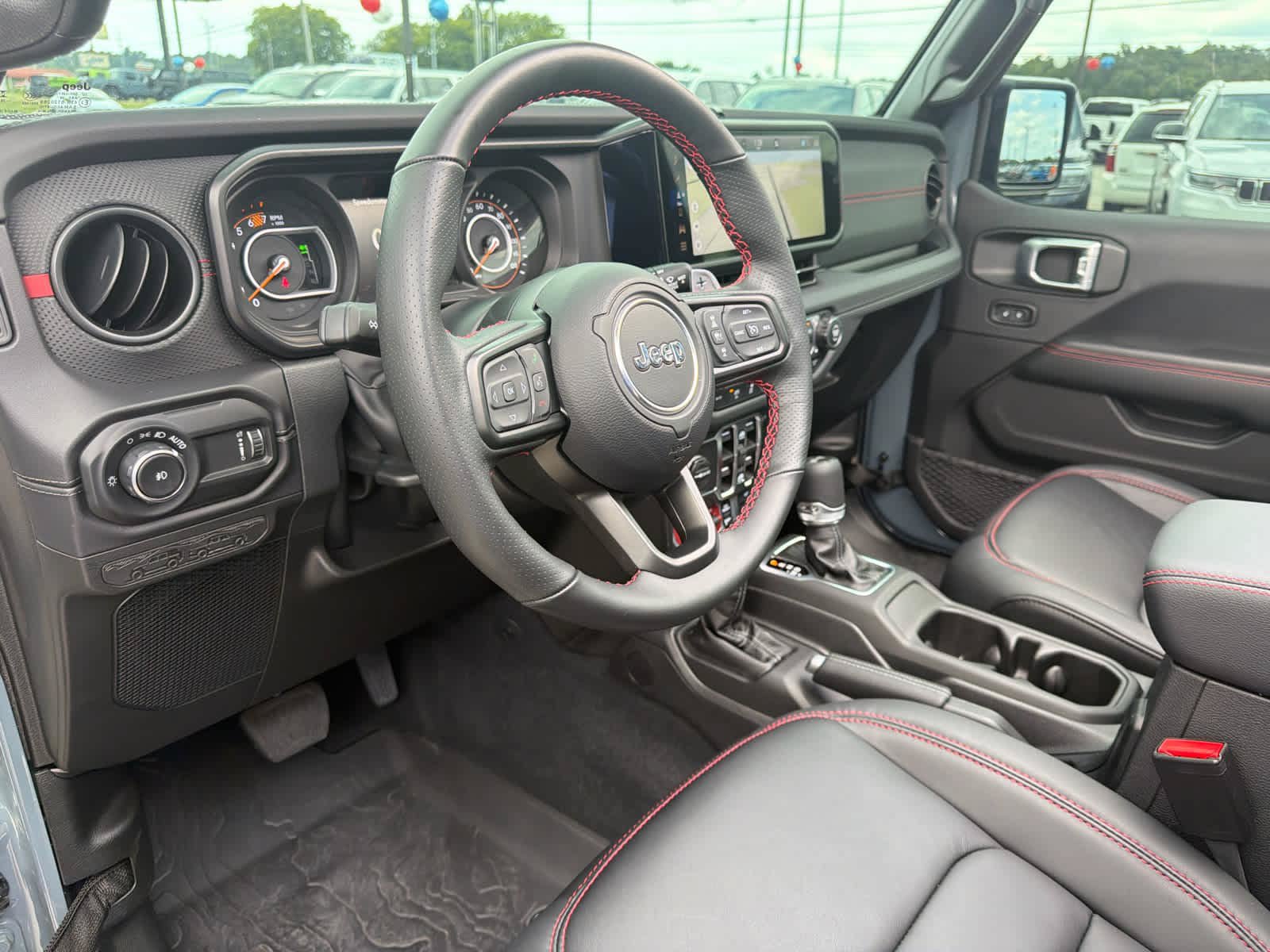 Used 2026 Jeep Wrangler Unlimited Rubicon 392 w/ Quick Order Package 27X Moab AWD/4WD image 11