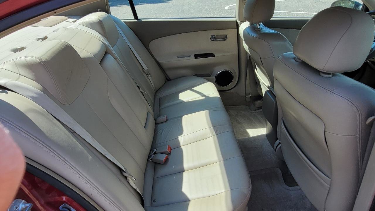 Used 2005 Nissan Altima 3.5 SL FWD image 24