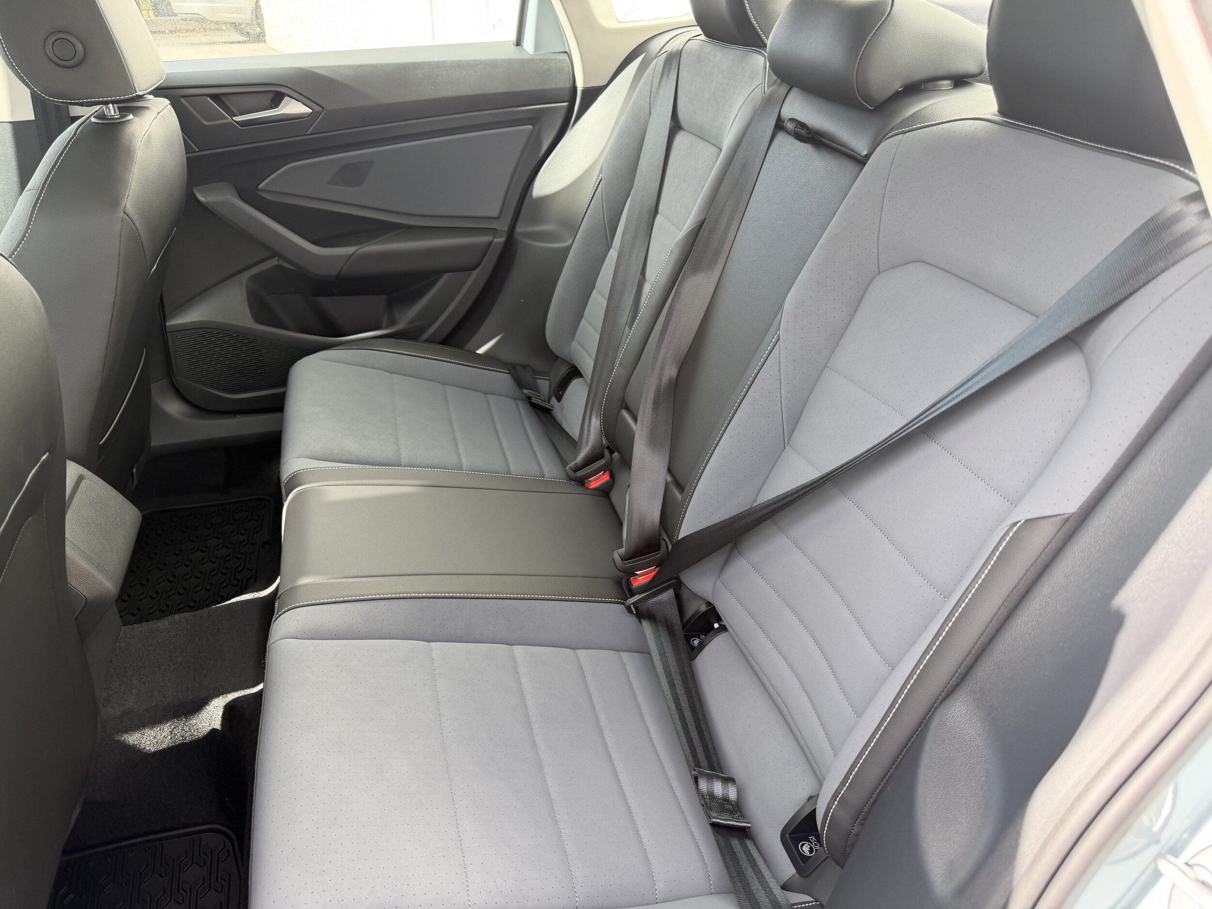 New 2027 Volkswagen Jetta SE FWD image 26