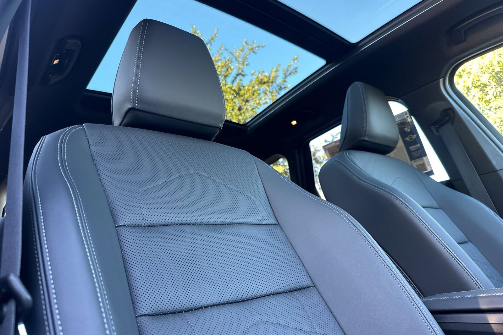 Used 2025 BMW X1 xDrive28i w/ Convenience Package image 21