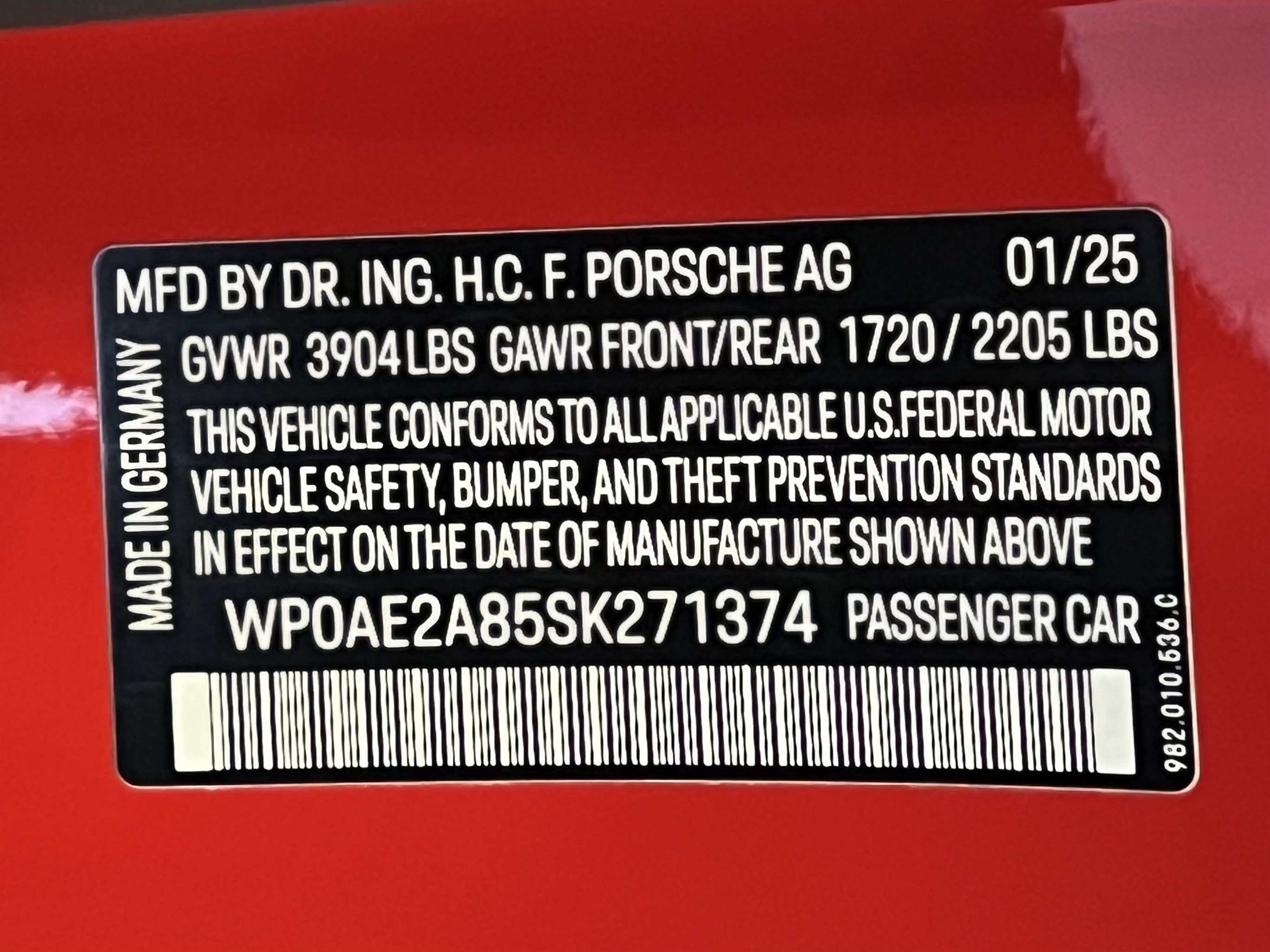 Used 2025 Porsche 718 Cayman GT4 RS image 25