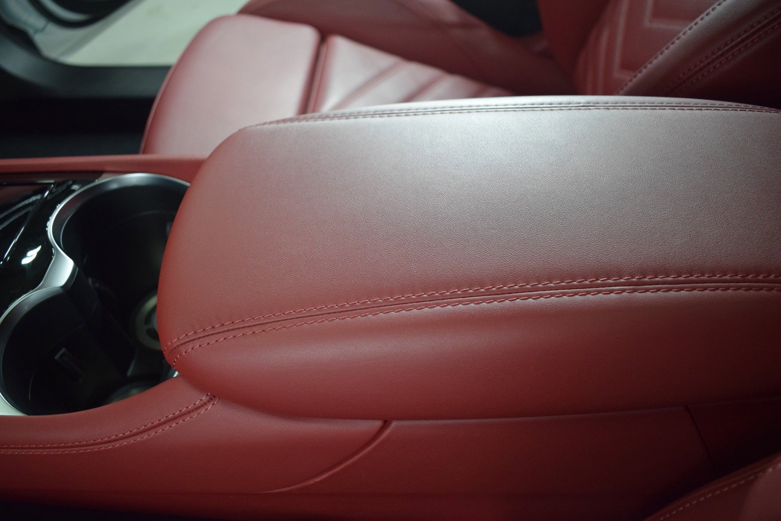 Used 2024 Maserati Grecale Trofeo image 34