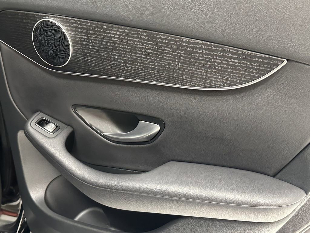 Certified 2022 Mercedes-Benz GLC 300 4MATIC w/ Multimedia Package Lite image 19