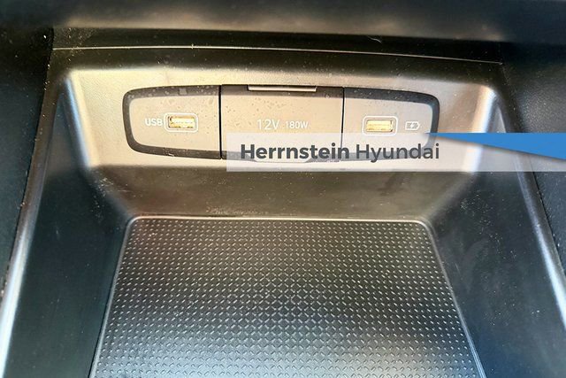 Used 2024 Hyundai Santa Cruz SEL image 17