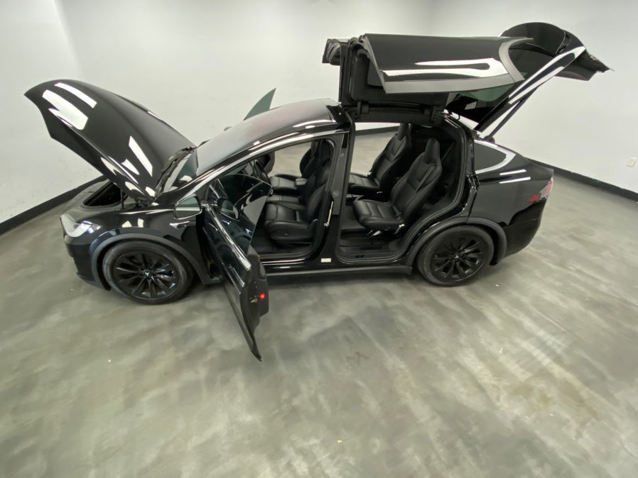 Used 2018 Tesla Model X 75D image 41