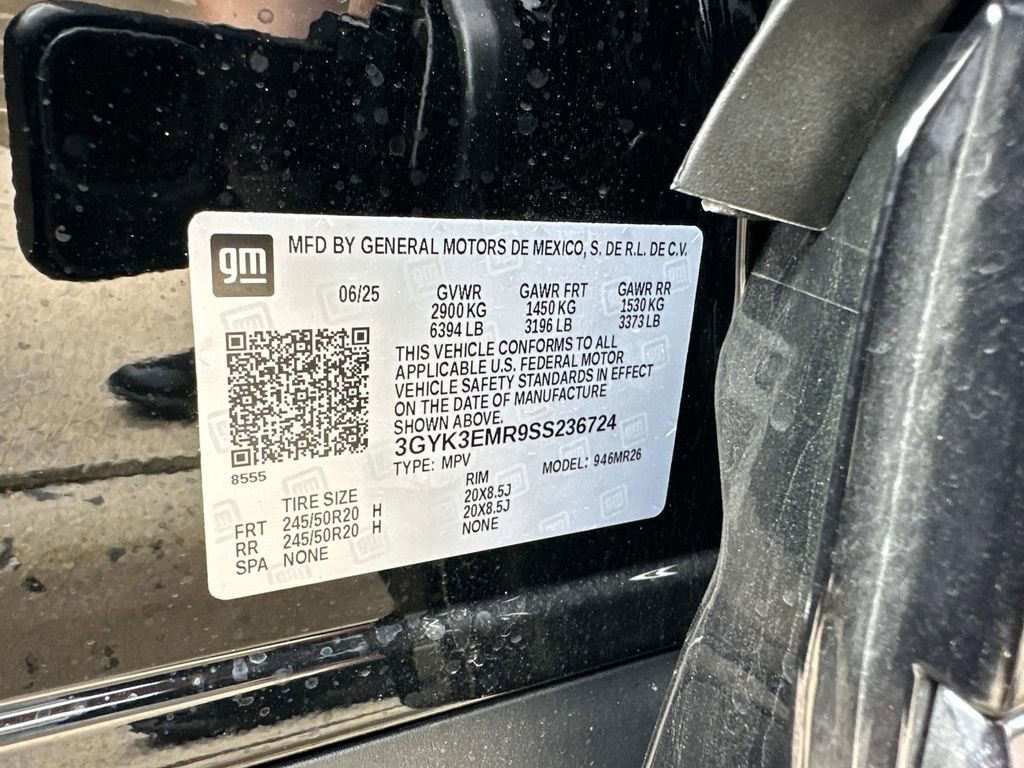New 2025 Cadillac Optiq Sport 1 w/ LPO, Floor Liner Package image 18