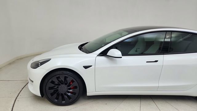 Used 2023 Tesla Model 3 Performance image 4