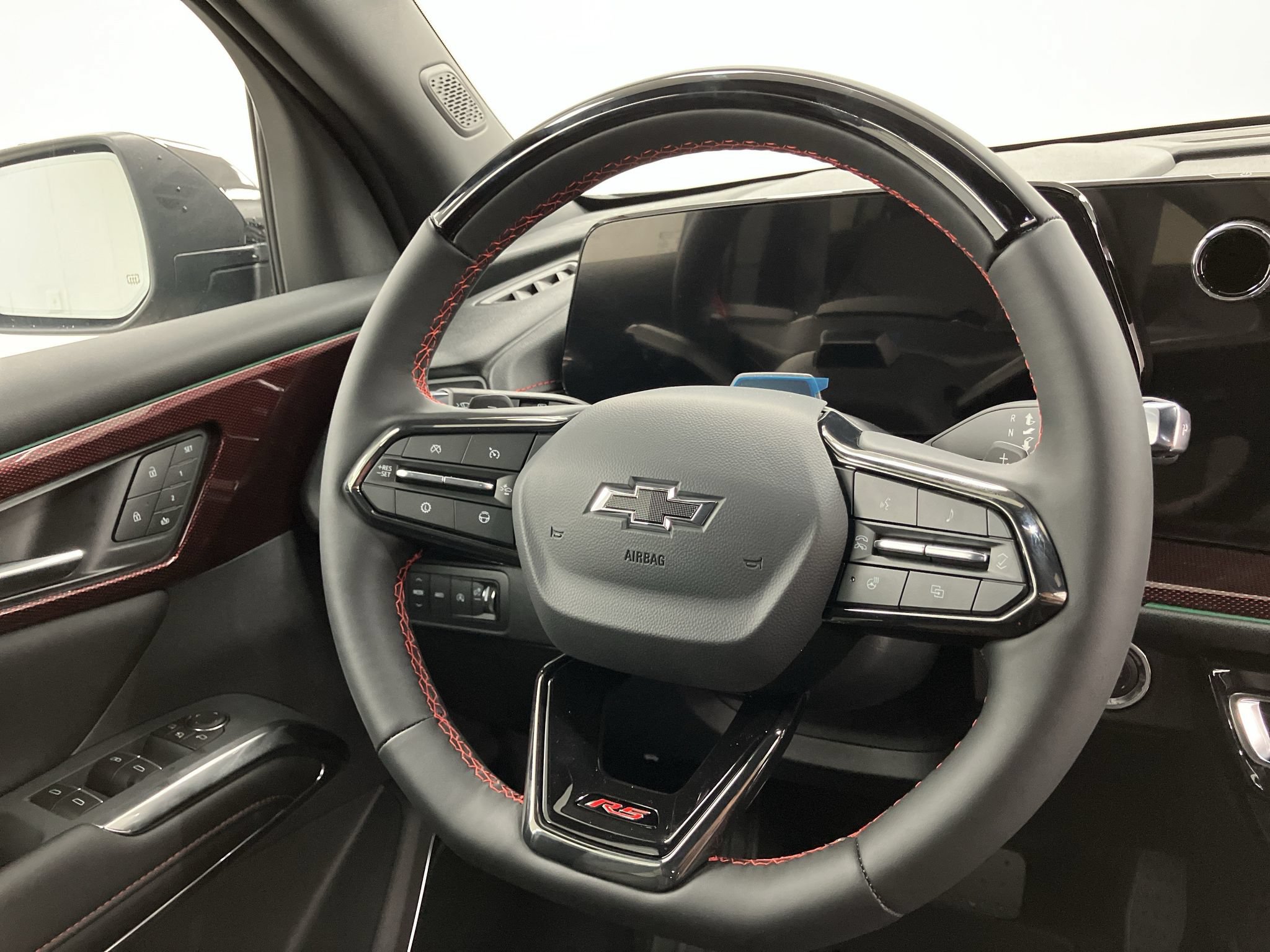 New 2027 Chevrolet Traverse RS AWD/4WD image 12
