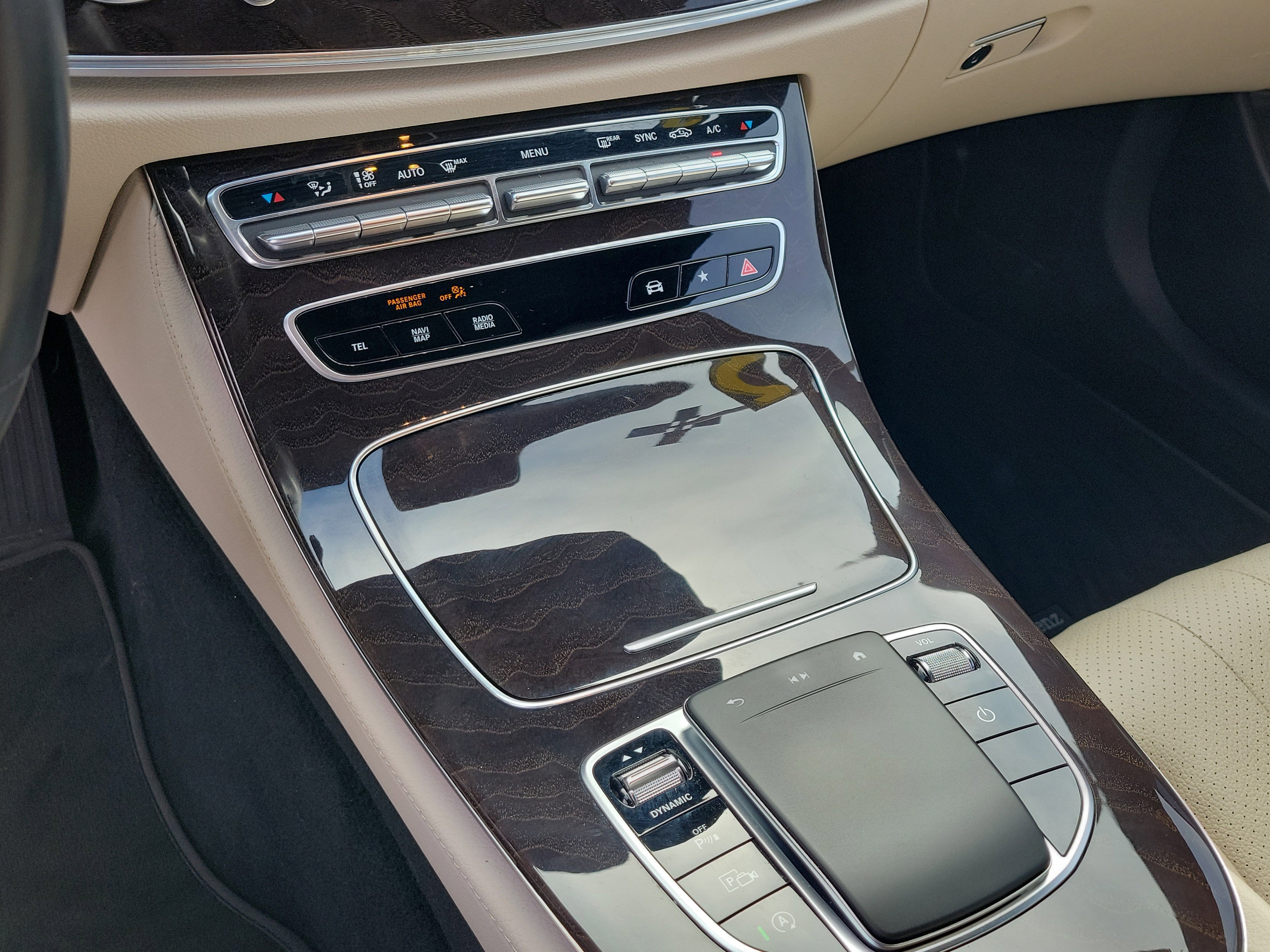 Used 2022 Mercedes-Benz E 350 Sedan image 28