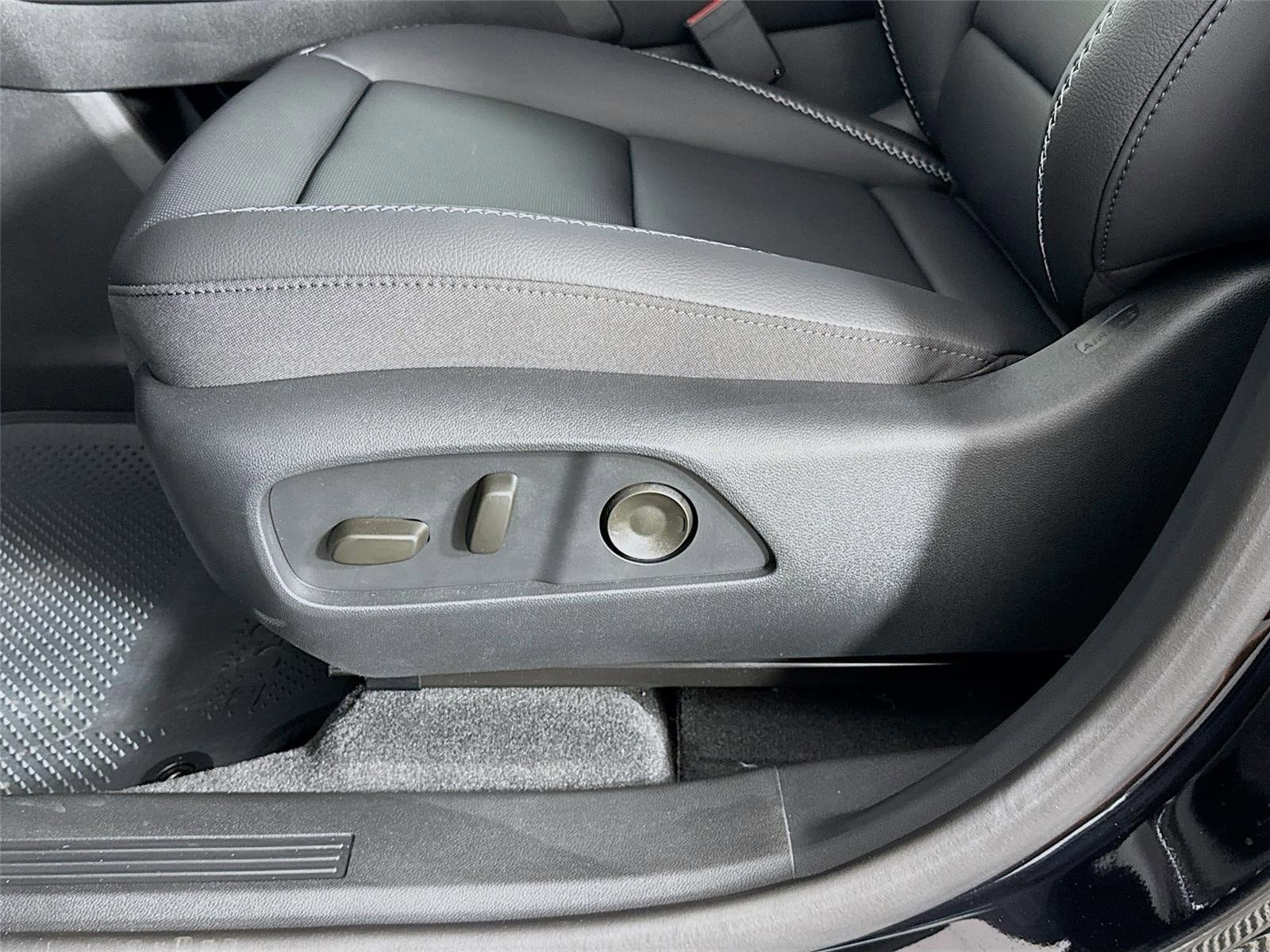 New 2026 GMC Terrain Denali AWD/4WD image 21