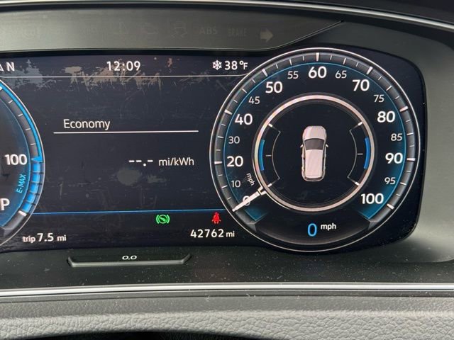 Used 2019 Volkswagen e-Golf SEL Premium image 16