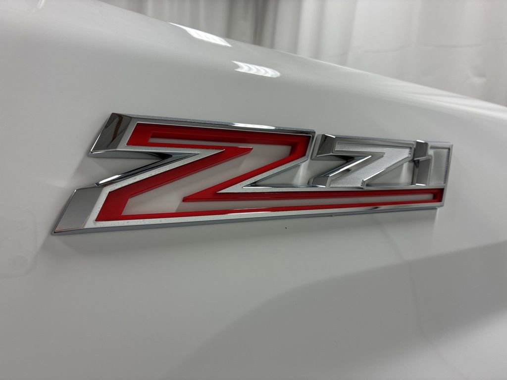 Used 2025 Chevrolet Silverado 2500 Custom w/ Custom Value Package image 29