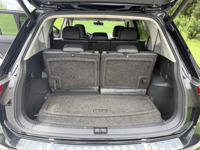 Used 2019 Volkswagen Tiguan SEL FWD image 13