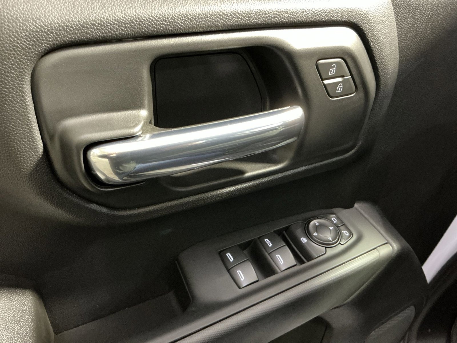 New 2026 Chevrolet Silverado 1500 Custom image 23