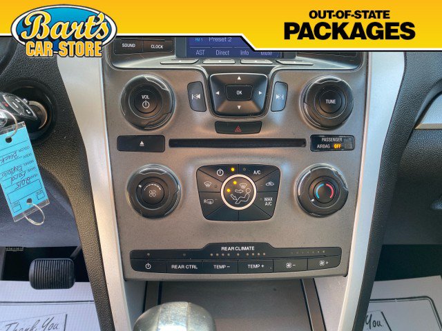 Used 2015 Ford Explorer XLT AWD/4WD image 32