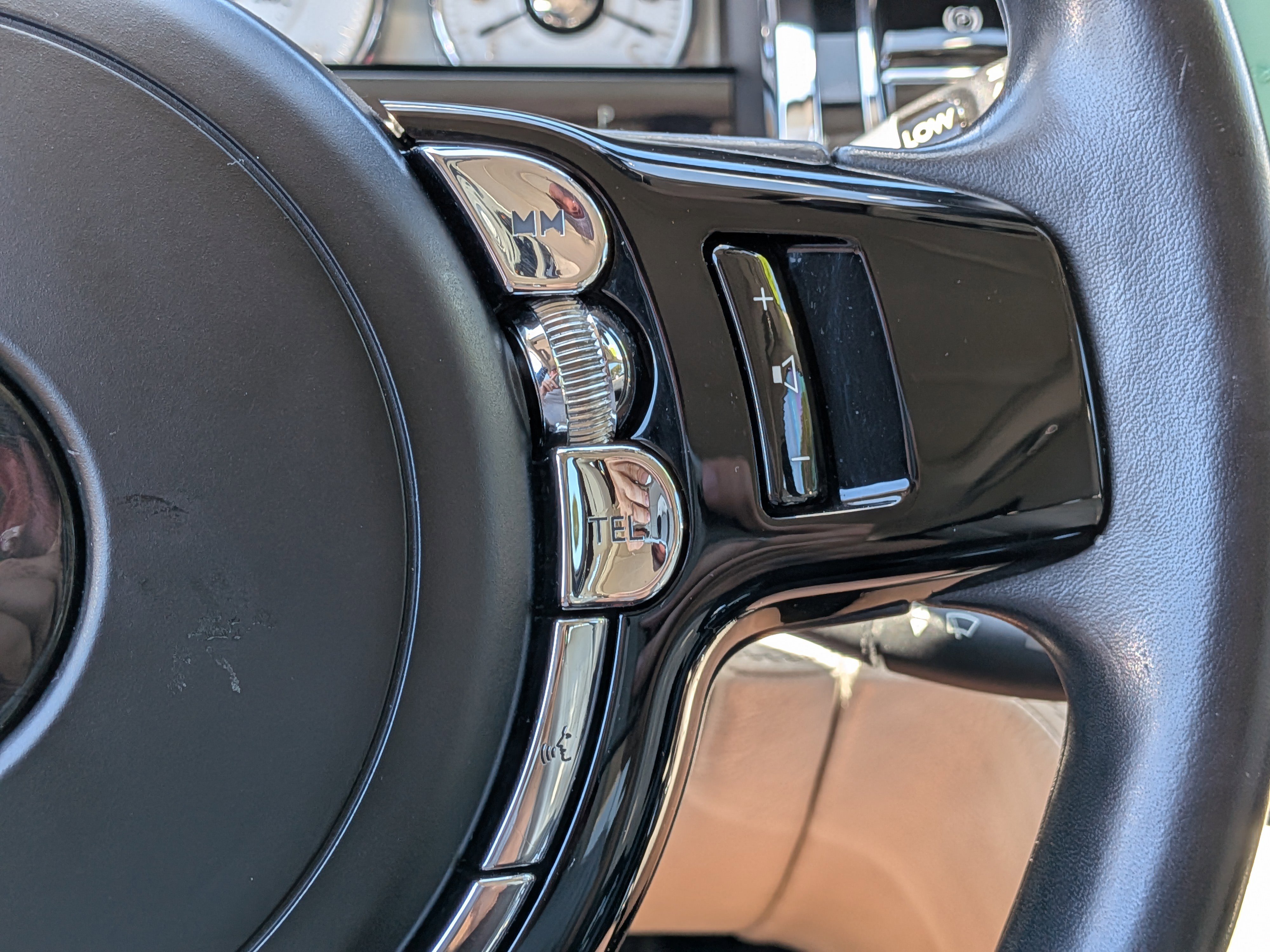 Used 2015 Rolls-Royce Ghost RWD image 20