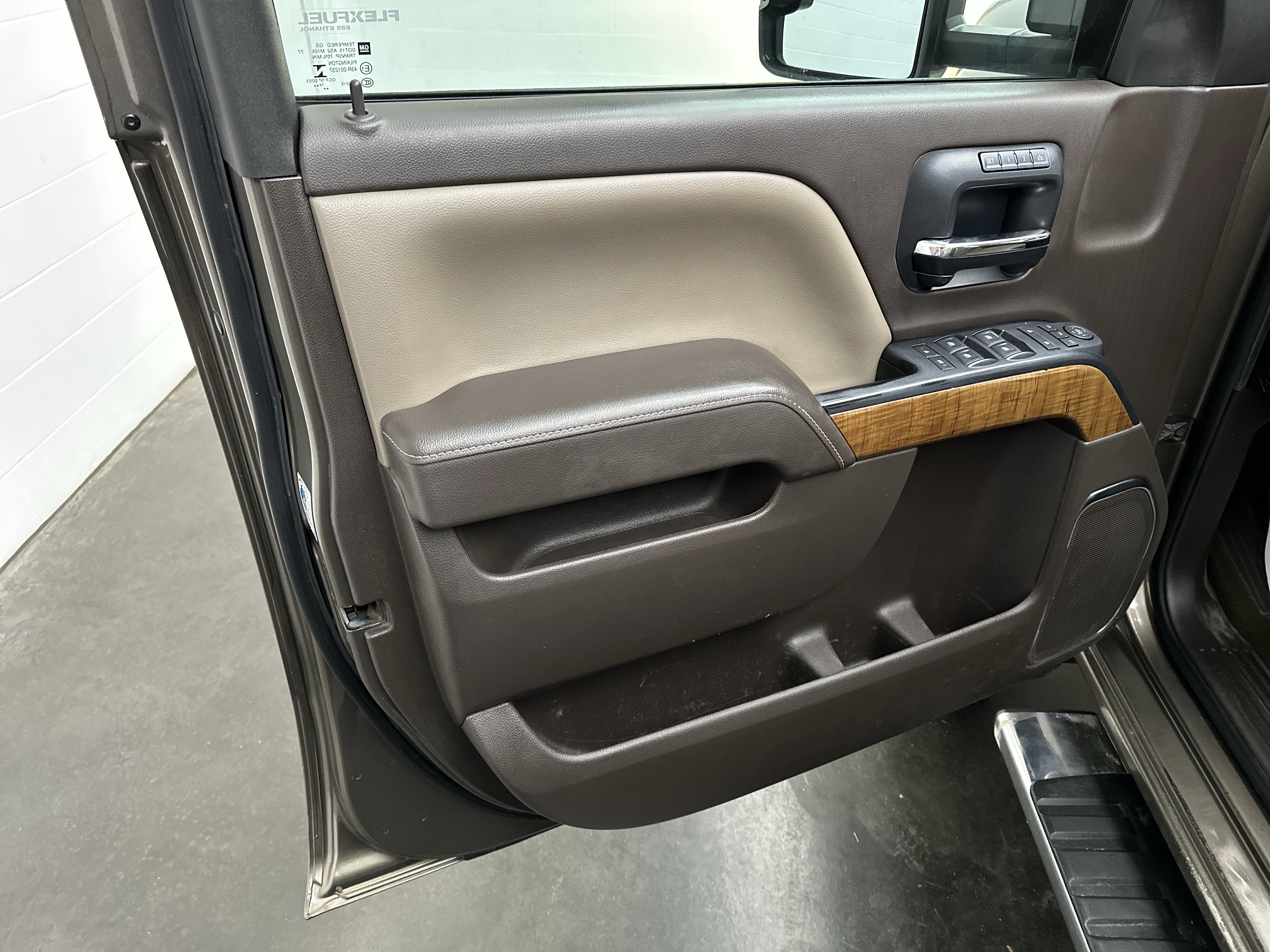 Used 2015 GMC Sierra 2500 SLT AWD/4WD image 19