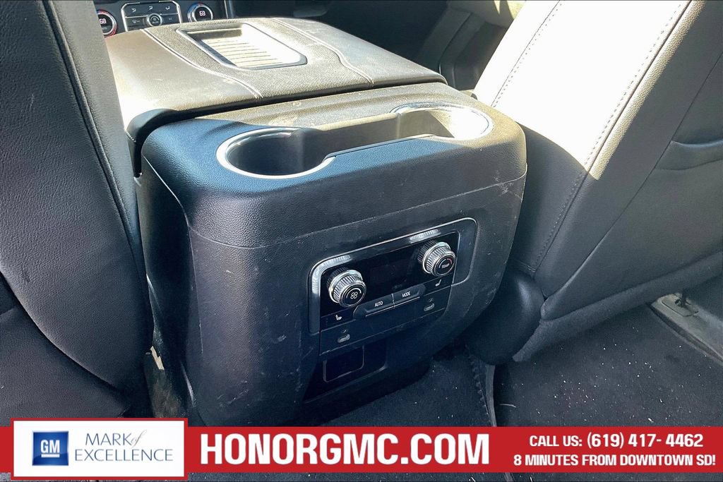 Used 2022 GMC Yukon AT4 AWD/4WD image 10
