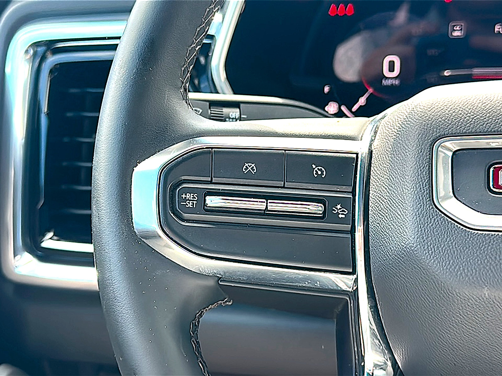 New 2026 GMC Canyon Elevation w/ Convenience Package RWD image 19