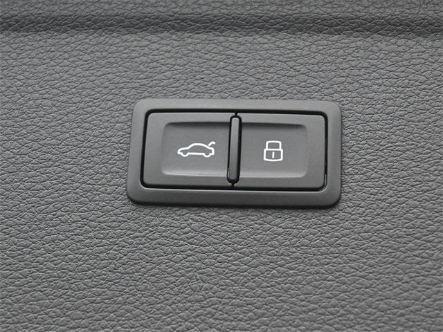 Used 2023 Audi Q5 2.0T Premium Plus image 32
