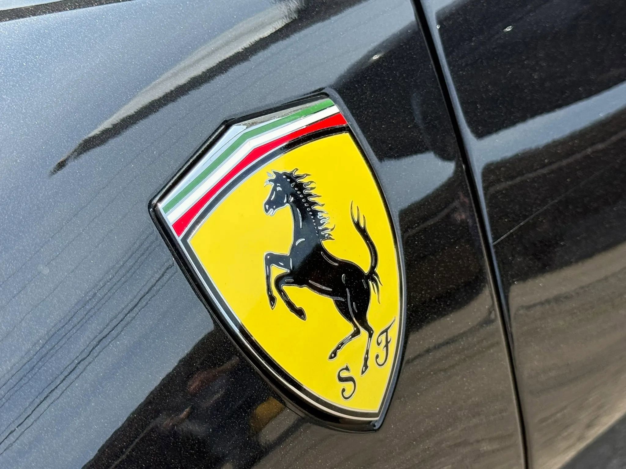 Used 2021 Ferrari SF90 Stradale AWD/4WD image 5