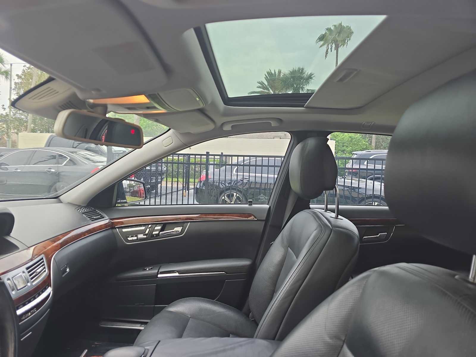 Used 2011 Mercedes-Benz S 550 4MATIC image 26