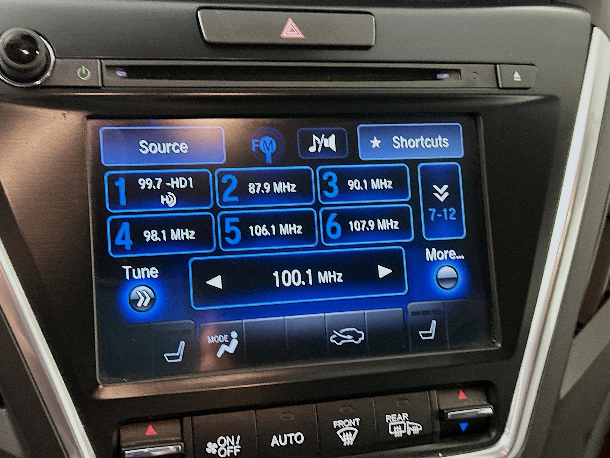 Used 2017 Acura MDX SH-AWD w/ Technology Package image 19