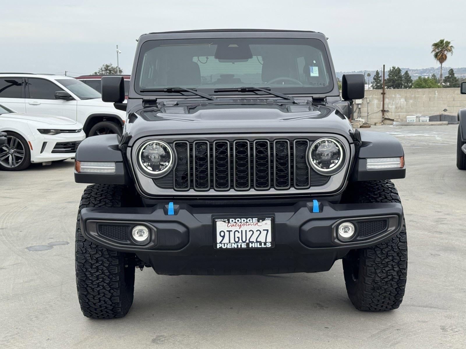 Certified 2025 Jeep Wrangler Unlimited Rubicon 4xe w/ Convenience Group image 3