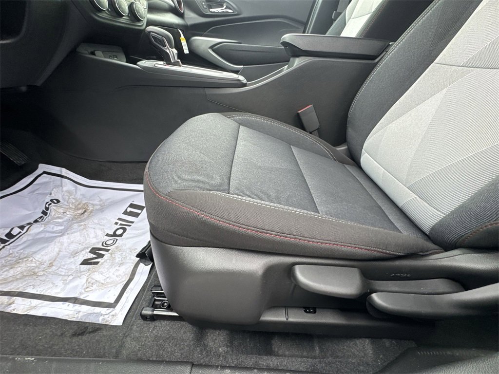 New 2026 Chevrolet Trax RS w/ Driver Confidence Package image 12